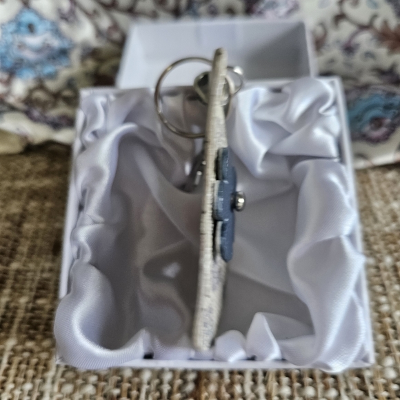 Repurposed/Upcycled keychain/bag charm - Picture 4 of 9